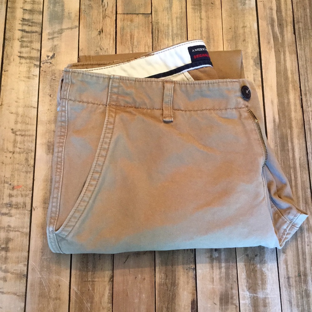 Men’s American Eagle 🦅 Khaki Size 38x32